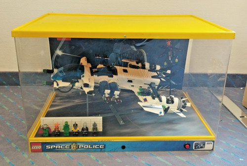 Lego space police display - lego,